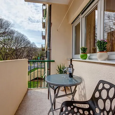 Apartman Blue Pearl *